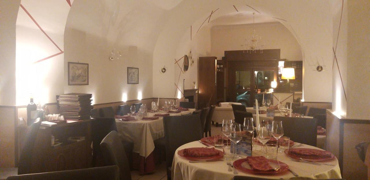 Villa Giulia Del Cavaliere Castrovillari Eksteriør bilde